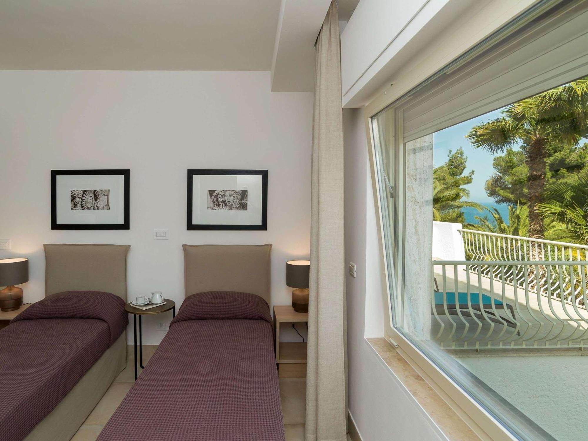 Hotel Baia Delle Zagare 4*